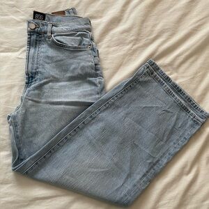BDG High and Wide jeans
